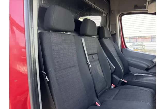 Mercedes-Benz Sprinter (2014) thumbnail 4