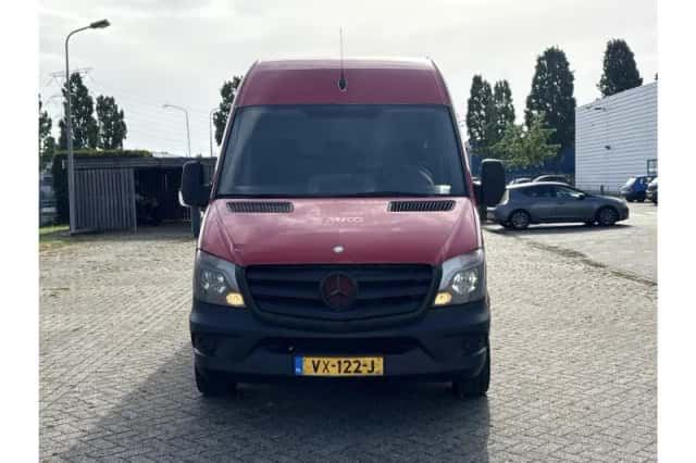 Mercedes-Benz Sprinter (2014) thumbnail 5