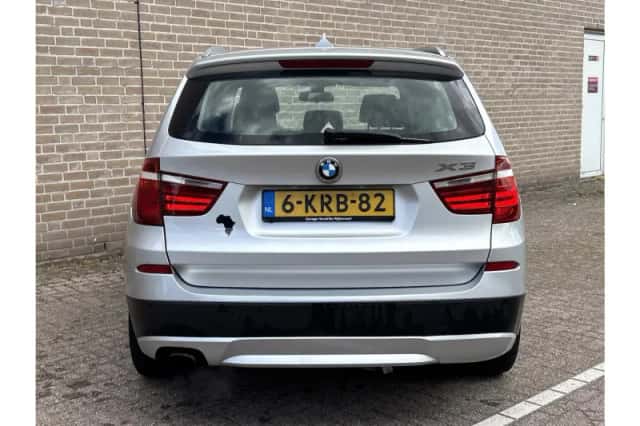BMW X3 (2013) thumbnail 6
