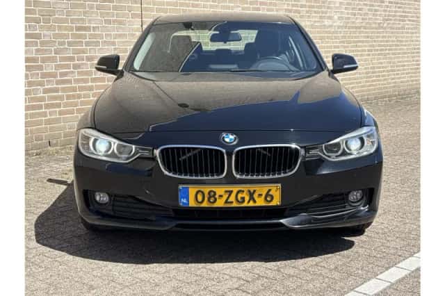 BMW 3-Serie (2012) thumbnail 5