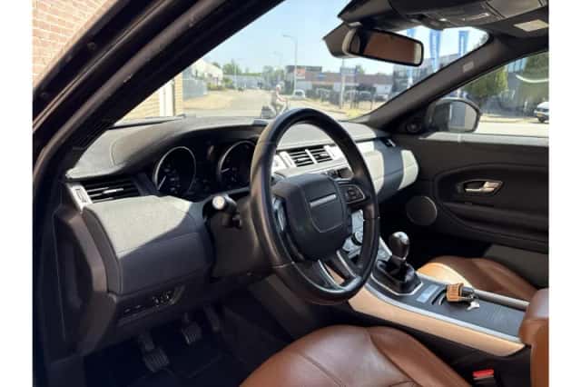 Land Rover Range Rover Evoque (2017) thumbnail 3