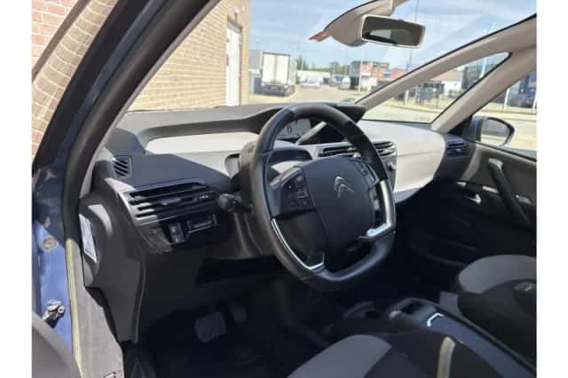 Citroën C4 (2014) thumbnail 3