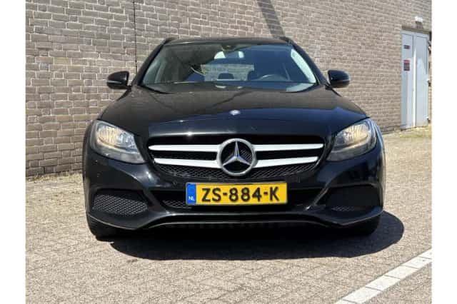 Mercedes-Benz C-Klasse (2015) thumbnail 5