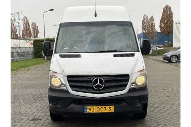 Mercedes-Benz Sprinter (2014) thumbnail 5