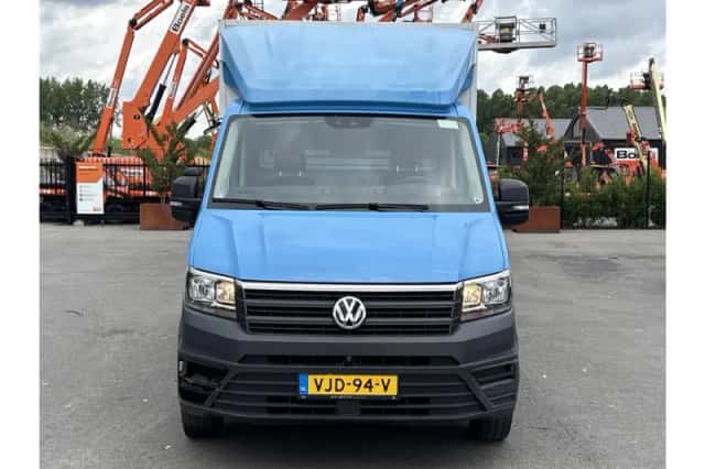 Volkswagen Crafter (2021) thumbnail 3