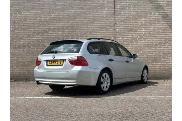 BMW 3-Serie (2006) thumbnail 2