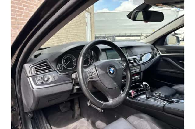 BMW 5-Serie (2011) thumbnail 3