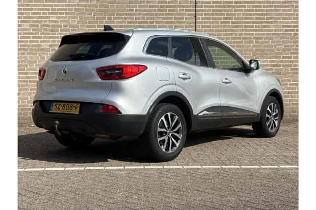 Renault Kadjar (2018) thumbnail 2