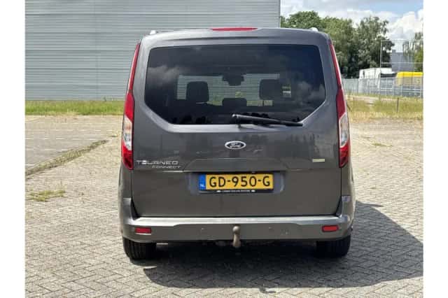 Ford Tourneo Connect (2015) thumbnail 6