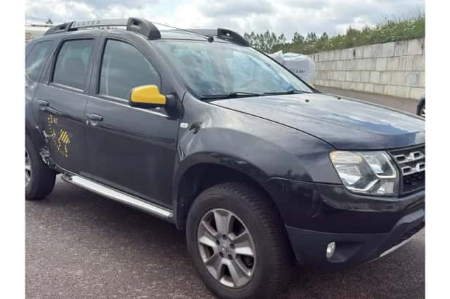 Dacia Duster (2015) thumbnail 4