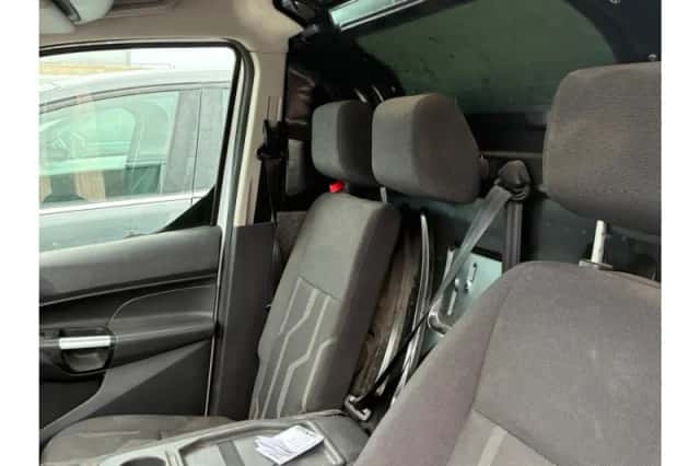 Ford Transit Connect (2015) thumbnail 4