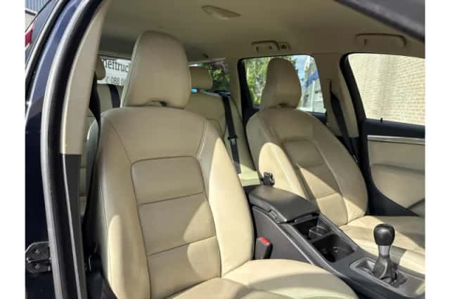 Volvo V70 (2009) thumbnail 4