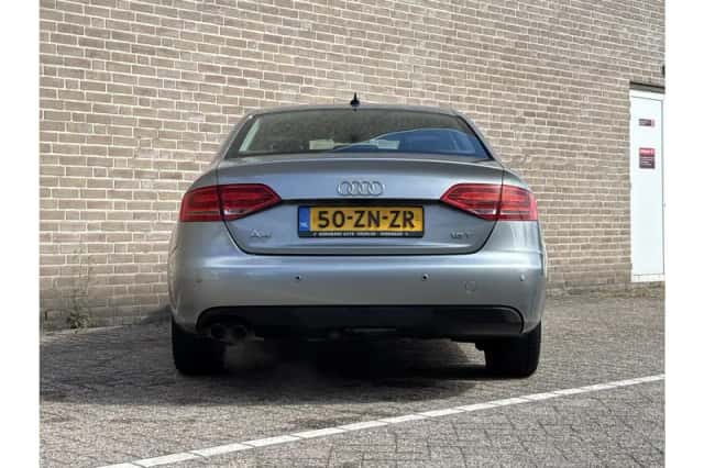 Audi A4 (2008) thumbnail 6