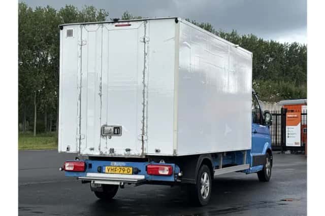 Volkswagen Crafter (2020) thumbnail 2