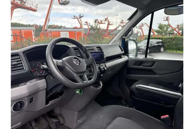 Volkswagen Crafter (2020) thumbnail 3
