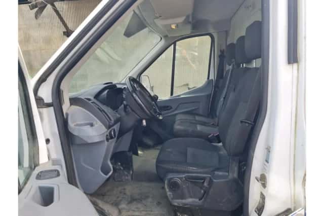 Ford Transit (2017) thumbnail 3