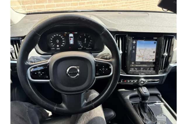 Volvo V90 (2017) thumbnail 3
