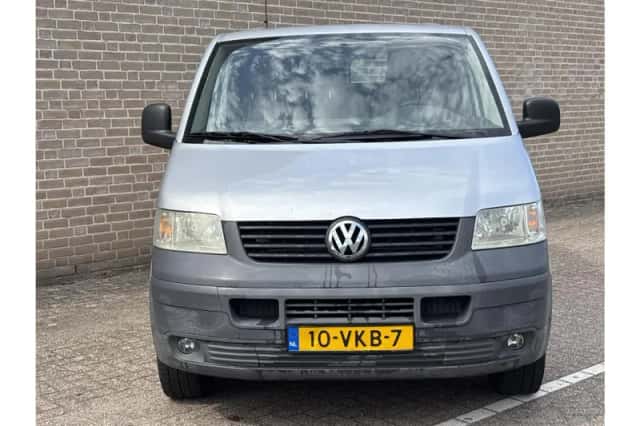 Volkswagen Transporter (2007) thumbnail 4