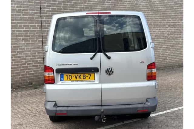 Volkswagen Transporter (2007) thumbnail 5