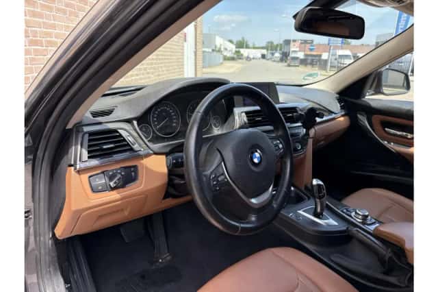 BMW 3-Serie (2013) thumbnail 3