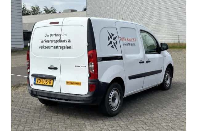 Mercedes-Benz Citan (2013) thumbnail 2