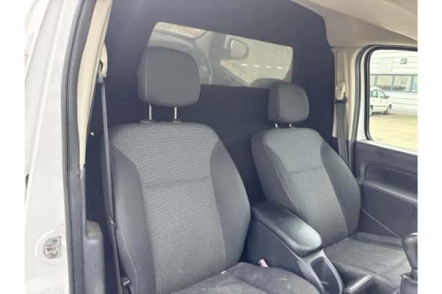 Mercedes-Benz Citan (2013) thumbnail 4