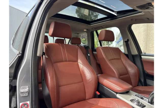 BMW X3 (2013) thumbnail 4