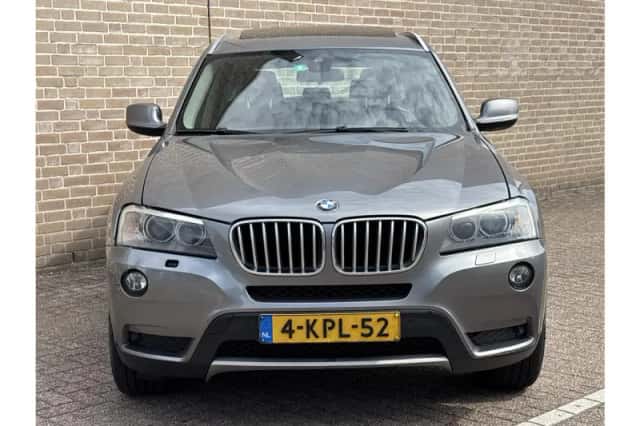 BMW X3 (2013) thumbnail 5