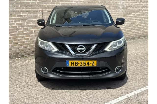 Nissan Qashqai (2015) thumbnail 5