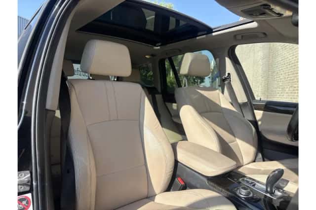 BMW X3 (2011) thumbnail 4