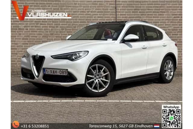 Alfa Romeo Stelvio (2019) thumbnail 1