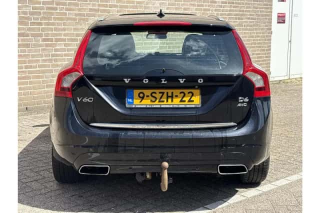 Volvo V60 (2013) thumbnail 5