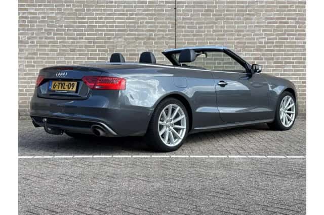Audi A5 (2014) thumbnail 2