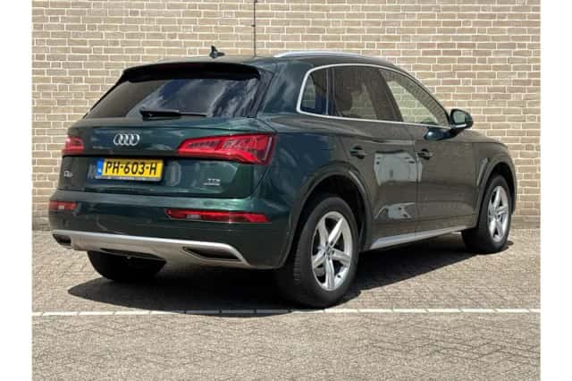Audi Q5 (2017) thumbnail 2