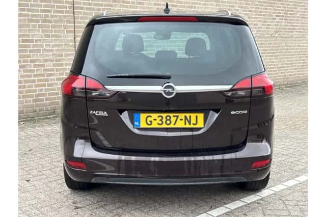 Opel Zafira (2015) thumbnail 6
