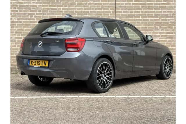 BMW 1-Serie (2012) thumbnail 2