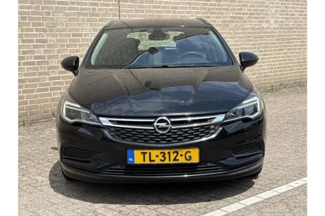 Opel Astra (2018) thumbnail 5