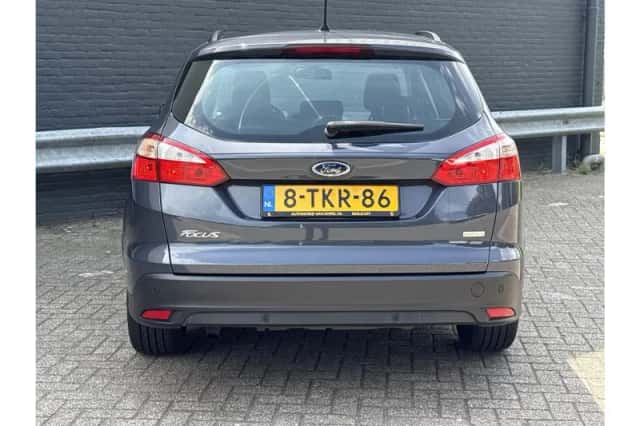 Ford Focus (2014) thumbnail 6