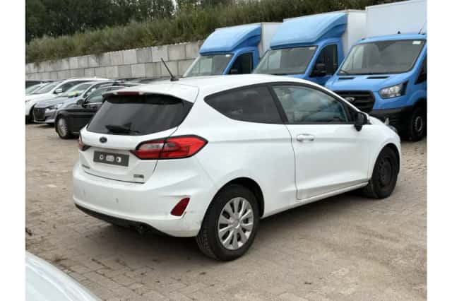 Ford Fiesta (2022) thumbnail 2
