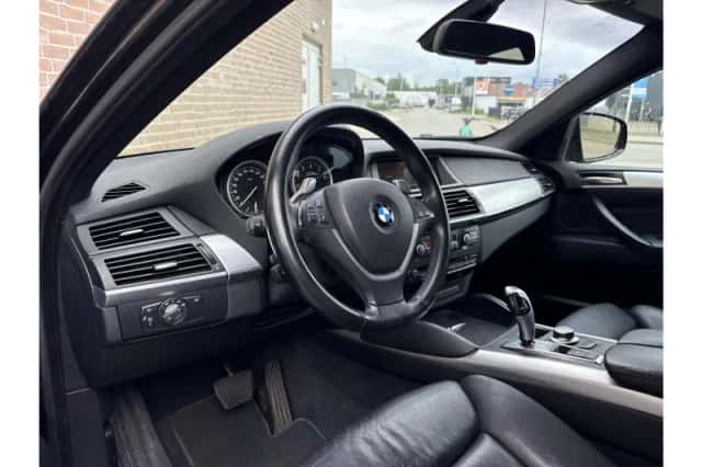 BMW X6 (2009) thumbnail 3