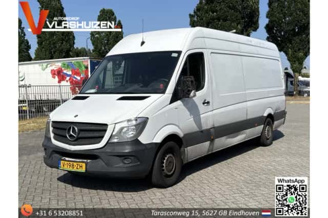 Mercedes-Benz Sprinter (2016) thumbnail 1