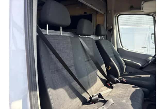 Mercedes-Benz Sprinter (2016) thumbnail 4