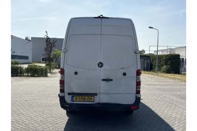 Mercedes-Benz Sprinter (2016) thumbnail 6