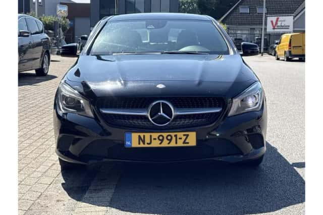 Mercedes-Benz CLA-Klasse (2015) thumbnail 5