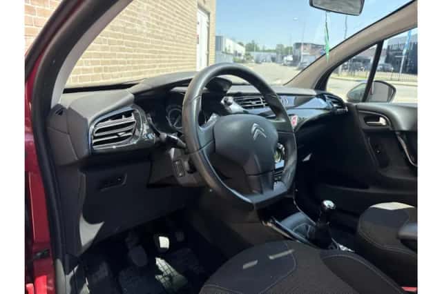 Citroën C3 (2012) thumbnail 3