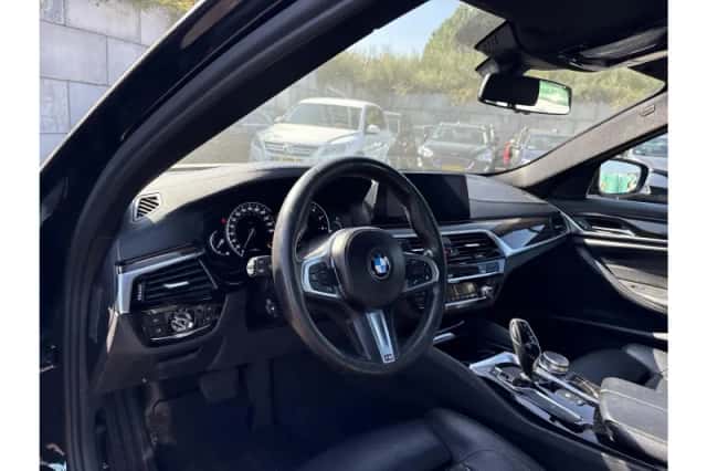 BMW 5-Serie (2017) thumbnail 3