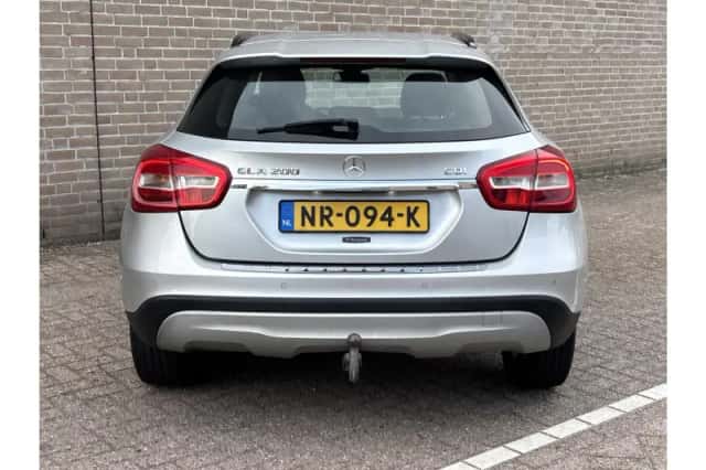 Mercedes-Benz GLA (2014) thumbnail 6