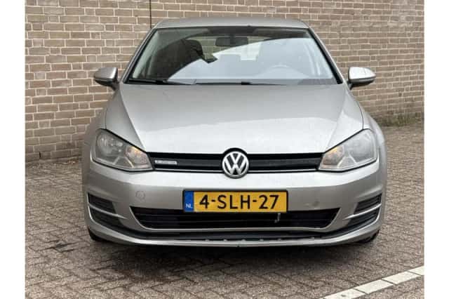 Volkswagen Golf (2014) thumbnail 5