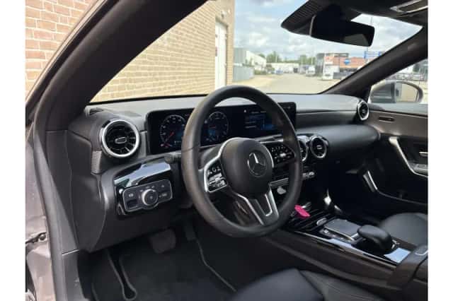 Mercedes-Benz CLA-Klasse (2022) thumbnail 3