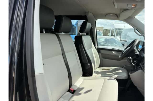 Volkswagen Transporter (2017) thumbnail 4